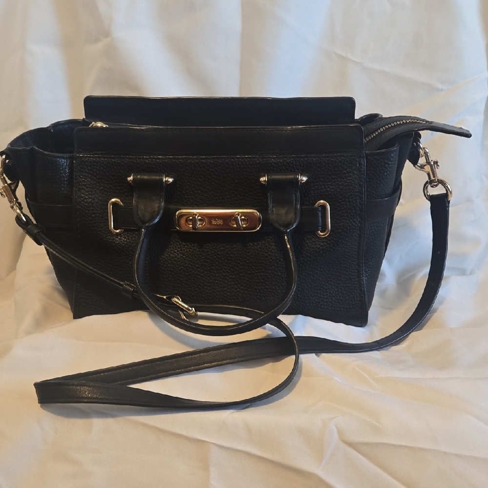 Authentic Coach Swagger Black Leather Crossbody Satchel with Gold Hardware